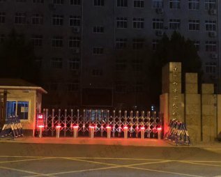 http://www.cityalley.com.cn/uploadfile/全自動升降柱廠家