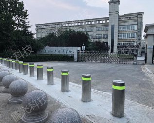 http://www.cityalley.com.cn/uploadfile/液壓升降柱廠家